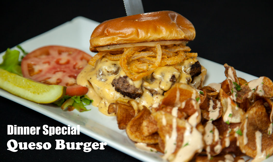 Queso burger with house chips